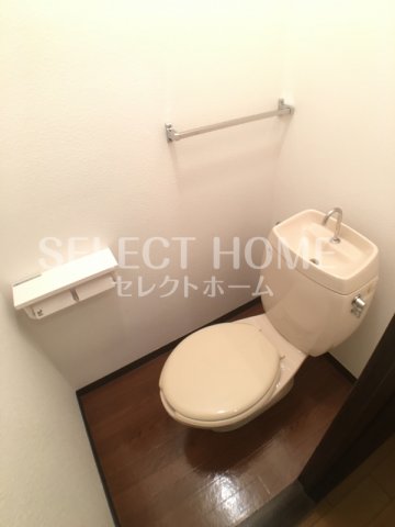 トイレ　コンパクトで使いやすいトイレです