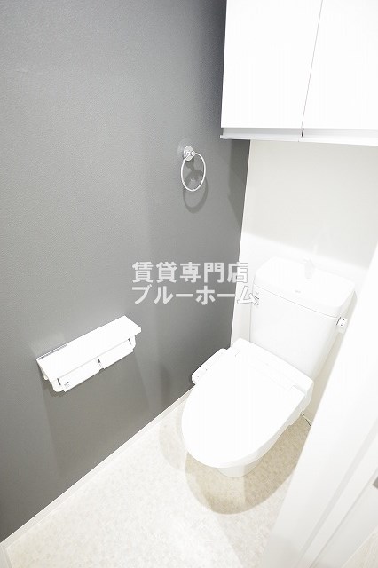 トイレ　温水洗浄便座付きのトイレです！