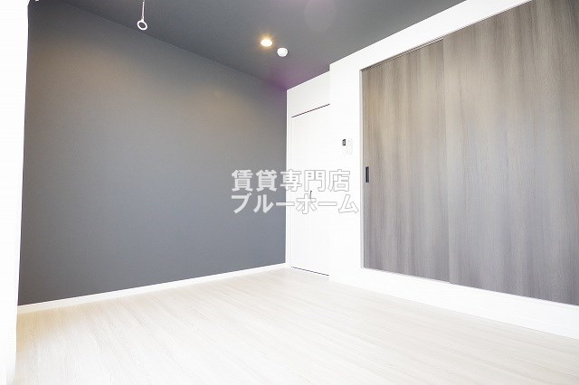 その他　別角度の洋室です！