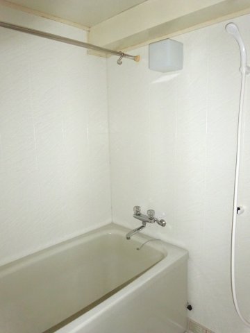 バス・シャワールーム　＊イメージです／同タイプのお部屋です