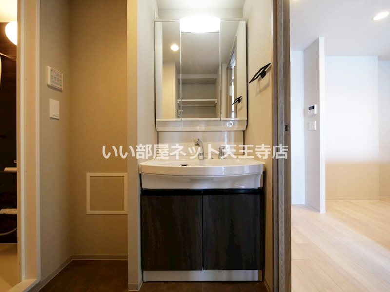 Louis Residence 弁天町の内装写真