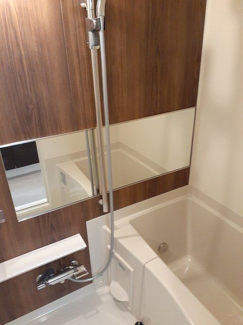 バス・シャワールーム　☆ゆったりくつろげるお風呂☆