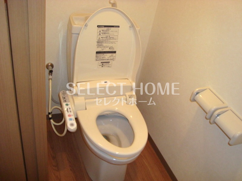 トイレ　コンパクトで使いやすいトイレです