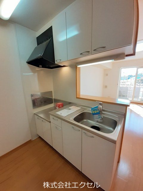 キッチン　人気のカウンターキッチンです。