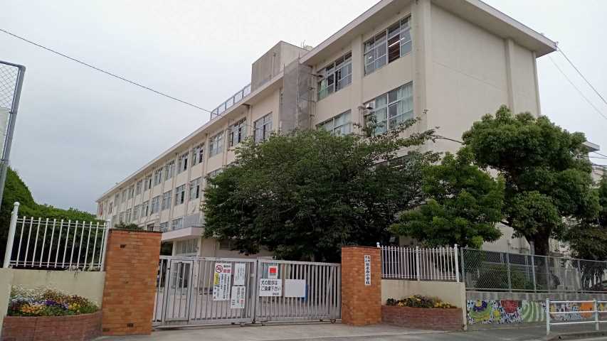 小学校　福岡市立小学校弥永西小学校（小学校）まで1059m