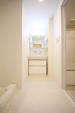 洗面設備　ルアナ北梅田