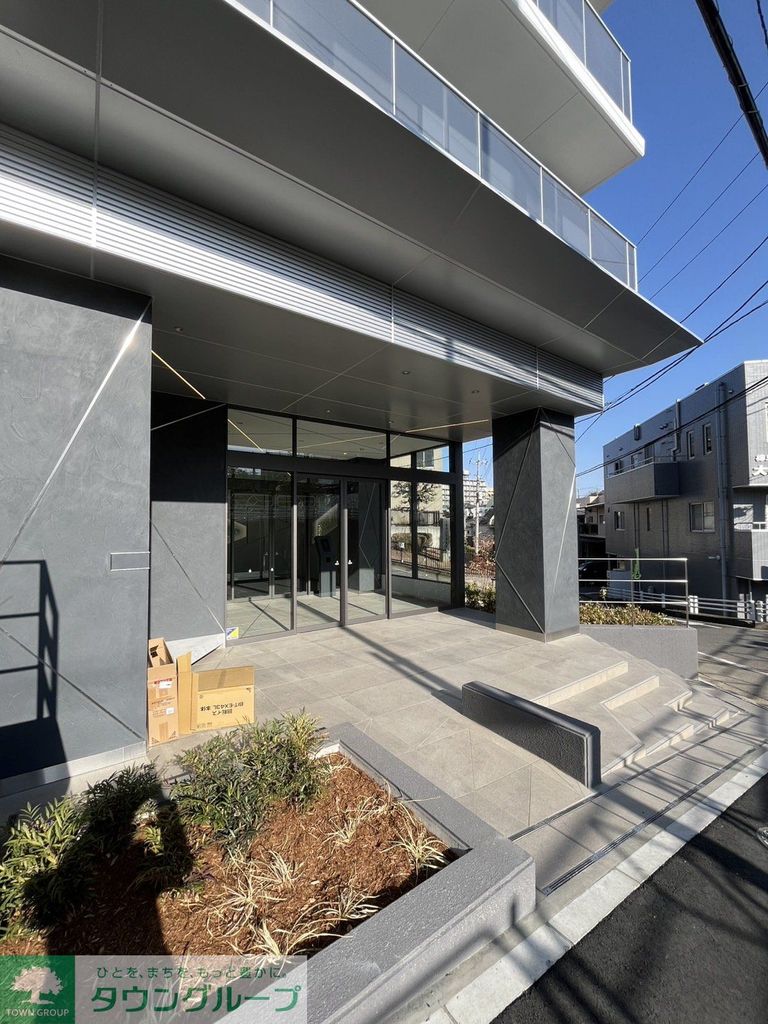 エントランス　エントランス