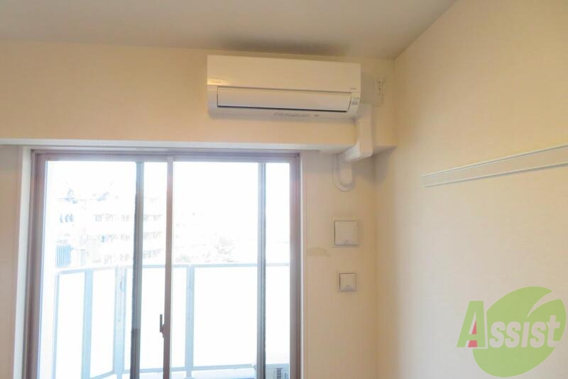 その他設備　エアコンはこちらです。夏や冬には大活躍間違いなしです。