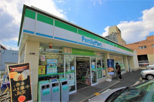 コンビニ　ファミリーマート 放出東店（コンビニ）まで547m