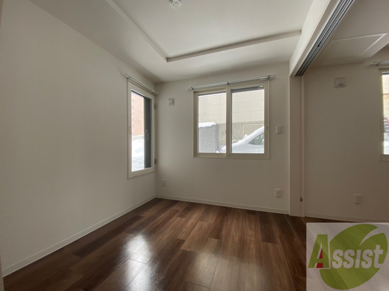 その他部屋・スペース　寝室です。二部屋をどう使うかはあなた次第です！