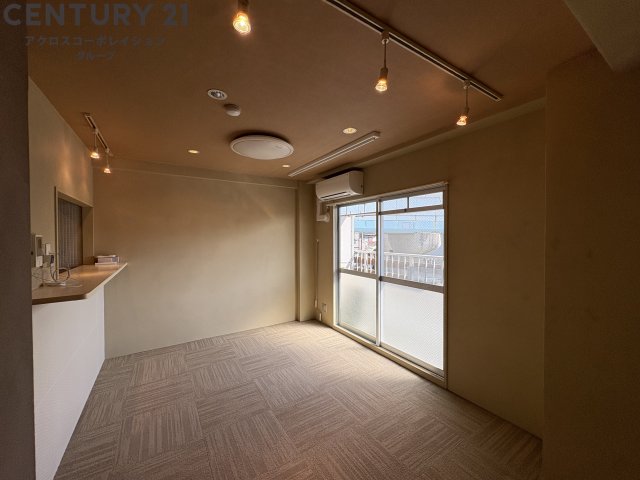 居室・リビング　7帖の洋室です♪