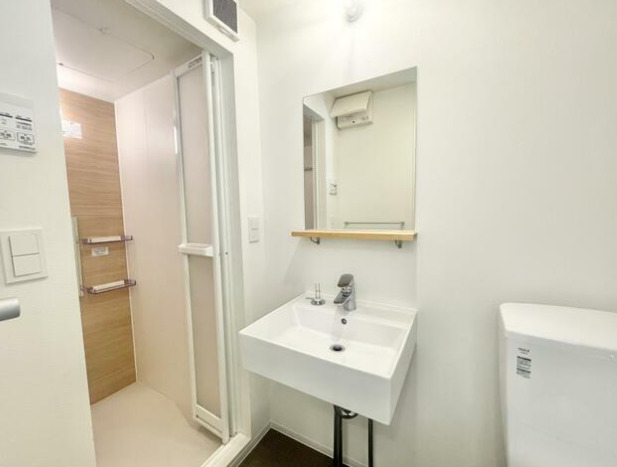 洗面設備　独立洗面台です