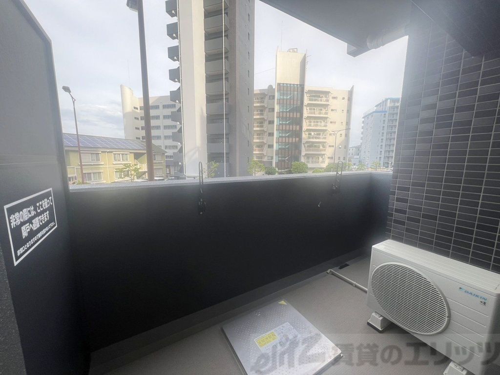 バルコニー　バルコニー