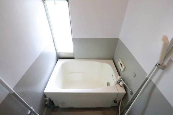 バス・シャワールーム　ビレッジハウスの同一物件・同一タイプの間取りの写真です