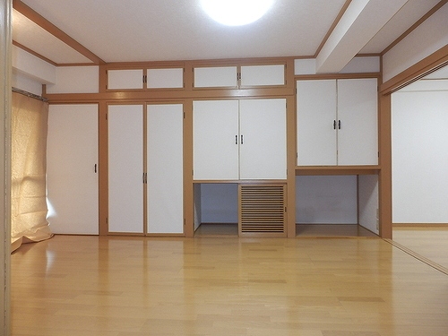 居室・リビング　洋室約7.5畳　※2021年7月撮影