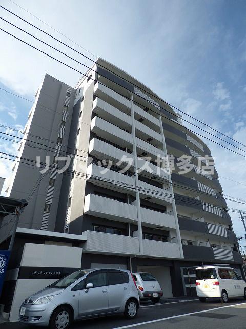 建物外観　オシャレで重厚感のある外観★