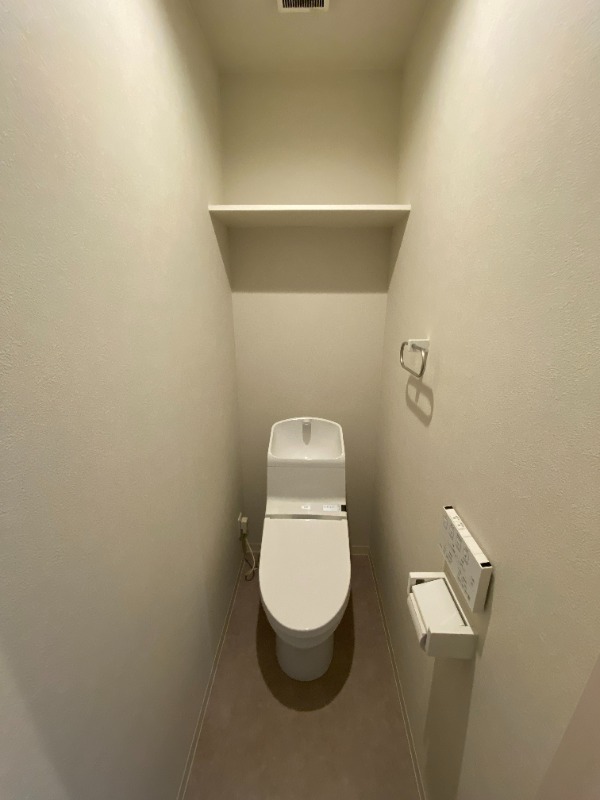トイレ　別号室