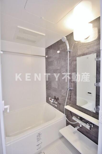 バス・シャワールーム　お風呂です