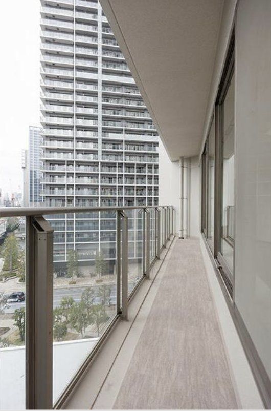 バルコニー　バルコニー