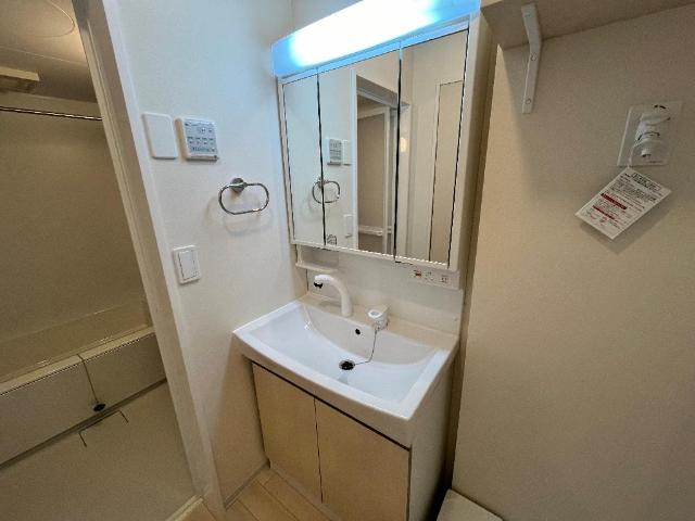 洗面設備　洗髪洗面化粧台（イメージ）