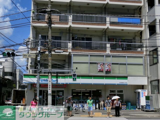 コンビニ　ファミリーマート（コンビニ）まで80m