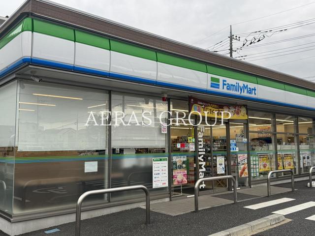 コンビニ　ファミリーマート 東大宮五丁目店（コンビニ）まで297m