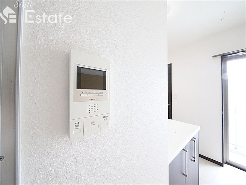 セキュリティ　モニター付きインターホン