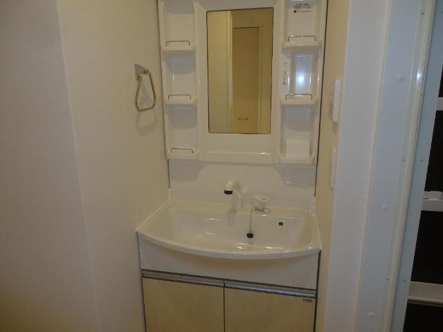 洗面設備　洗髪洗面化粧台