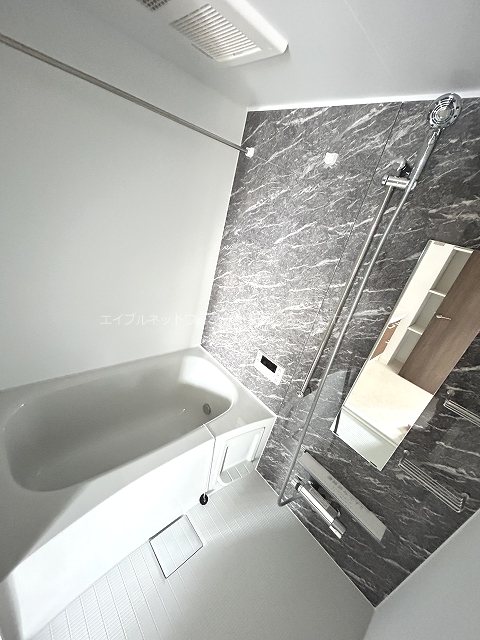 バス・シャワールーム　※写真は別部屋のものです。（参考）