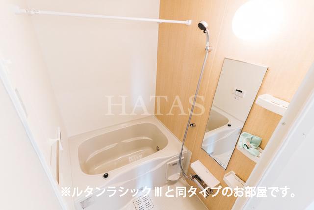 バス・シャワールーム　同型タイプのお写真です。実際の色や仕様が相違する場合がありま