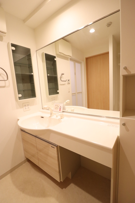 洗面設備　洗髪洗面化粧台