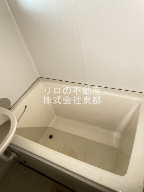 バス・シャワールーム　バスルームは浴槽付なので、ゆったり湯船につかれますね♪