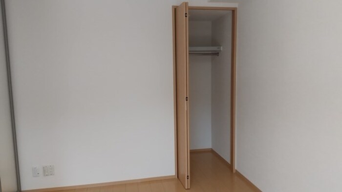 収納　南洋室クローゼット