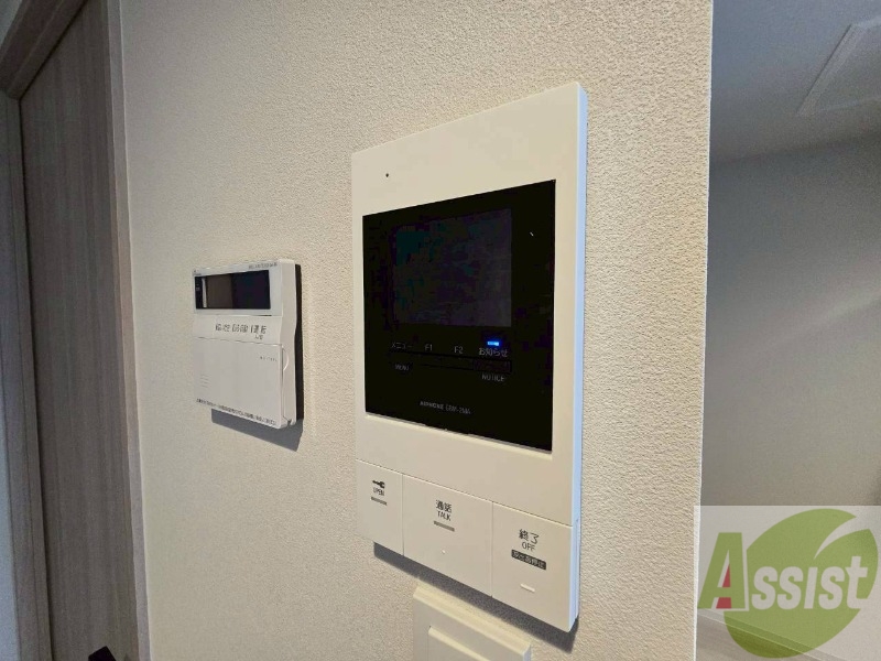 セキュリティ　ＴＶモニター付インターホンです。来客者の顔が見えるので安心！