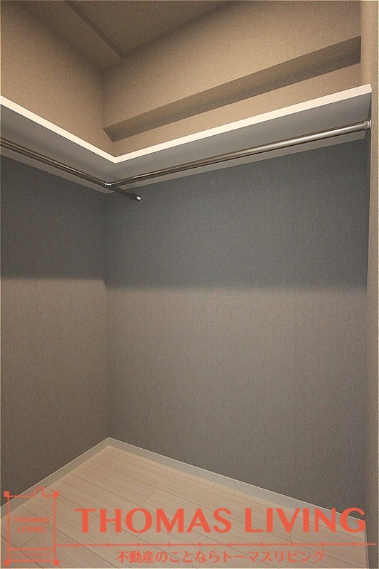 収納　大容量のウォークインクローゼットです。