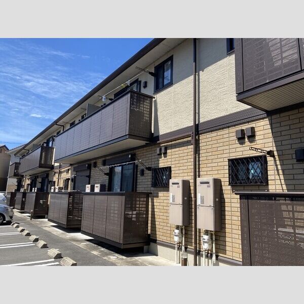 建物外観　インコントロB棟