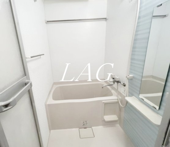 バス・シャワールーム　お風呂です。