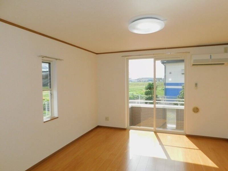 居室・リビング　図面と現状に相違がある場合には現状を優先