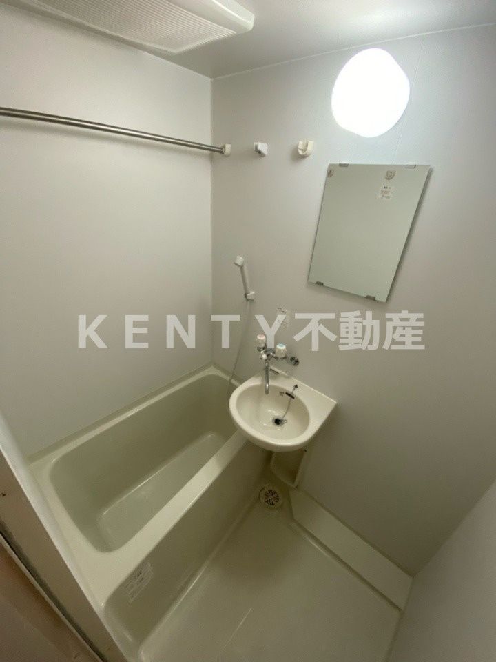 バス・シャワールーム　お風呂で日々の疲れを落としましょう