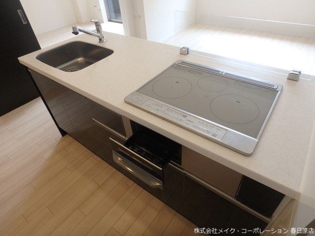 キッチン　写真は同型タイプ