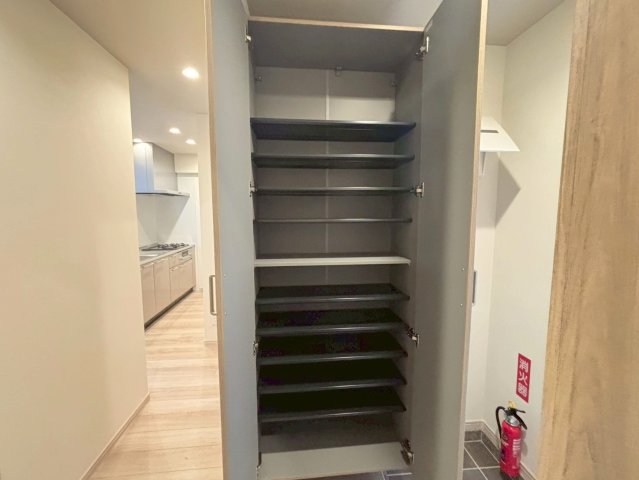 玄関　サンマリン安里（ＴＣ）那覇市安里エリア