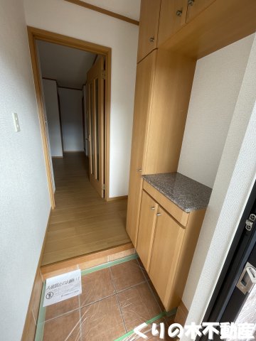 玄関　明るい玄関です