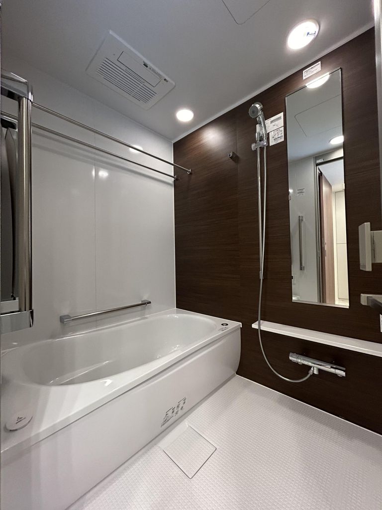 バス・シャワールーム　バルコニー