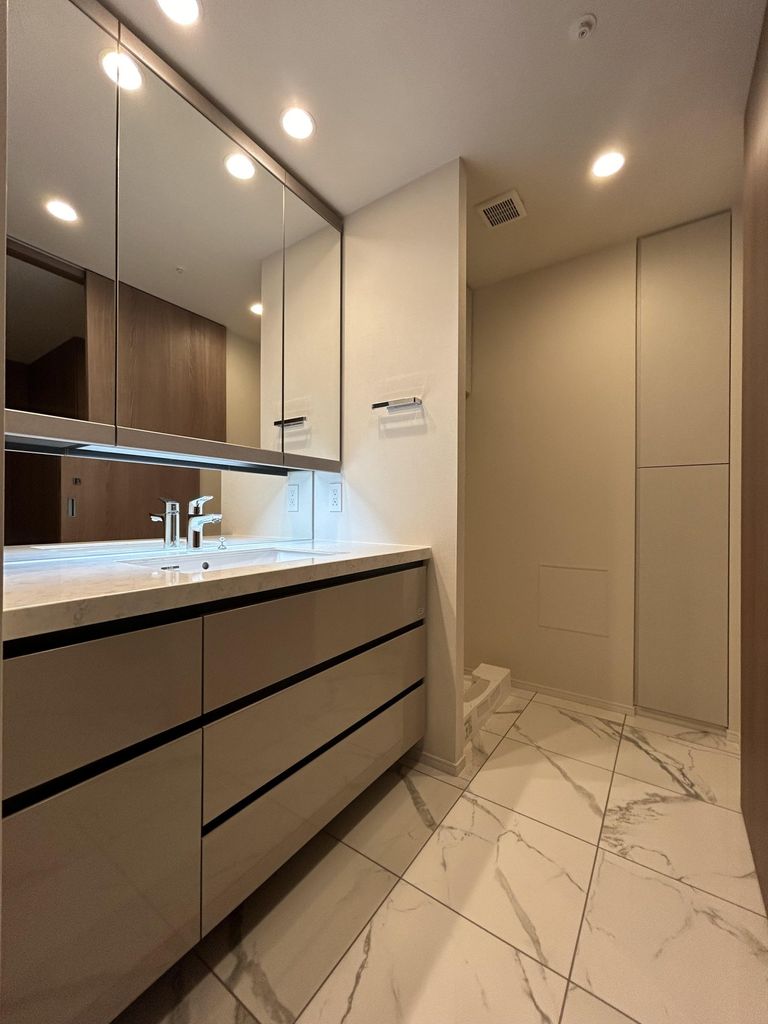 洗面設備　バルコニー