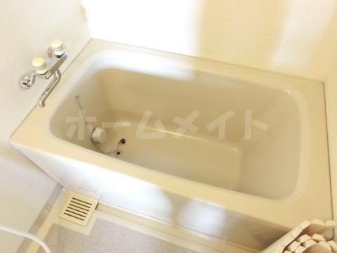 バス・シャワールーム　バスタブ