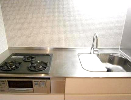 キッチン　☆使いやすいシステムキッチン☆