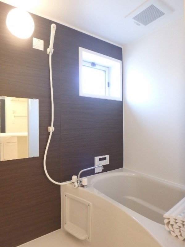 バス・シャワールーム　図面と現状に相違がある場合には現状を優先