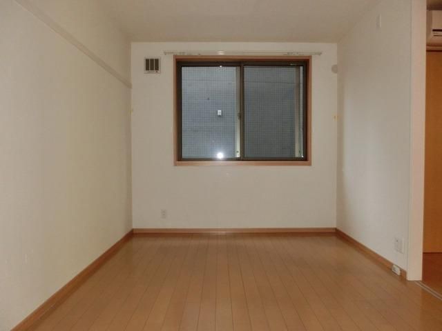 居室・リビング　ベッドルーム