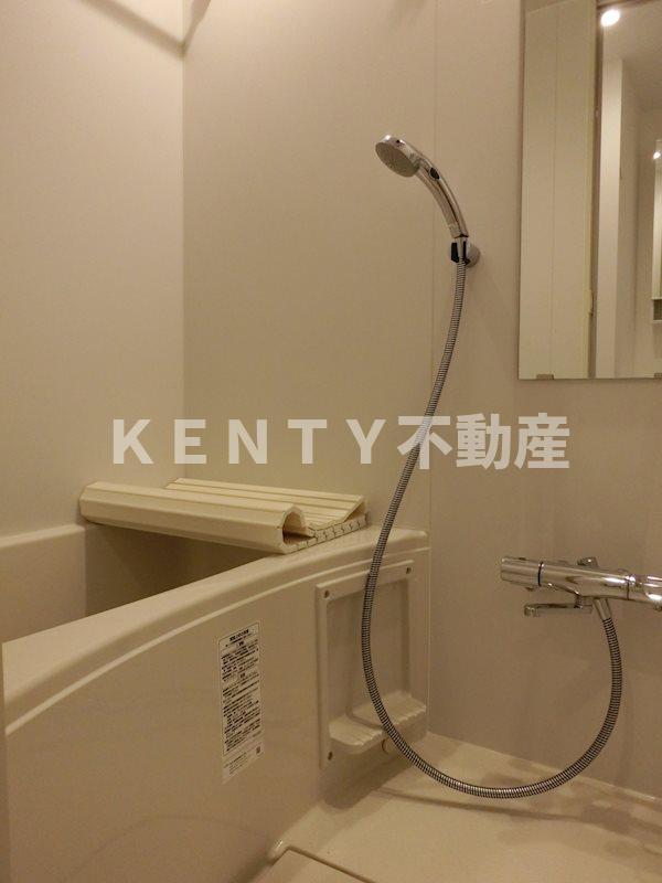 バス・シャワールーム　お風呂で日々の疲れを落としましょう