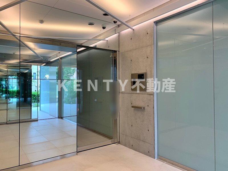 ロビー　建物の内部です